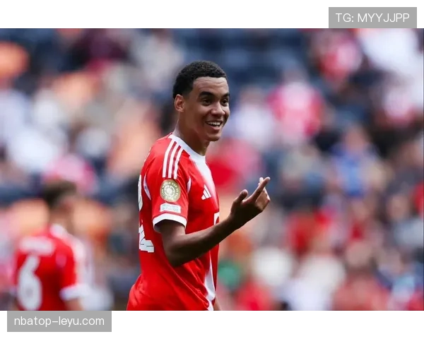 穆西亚拉体能训练细节首次披露，高效爆发力成球场新利器