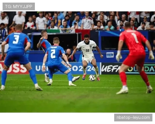 穆西亚拉成德国队战术核心，其表现或成球队取胜关键