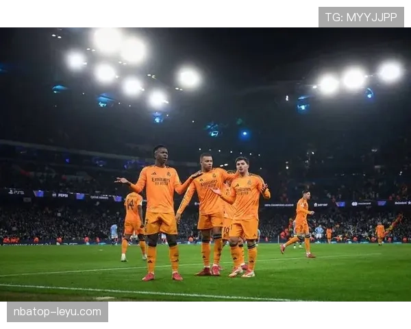 贝林厄姆盛赞团队协作持续提升,助力球队力克曼城 贝林厄姆盛赞团队协作持续提升,助力球队力克曼城