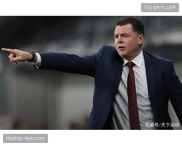 阿什拉夫续约谈判进展顺利,状态回暖有望敲定新合同 阿什拉夫续约谈判进展顺利,状态回暖有望敲定新合同