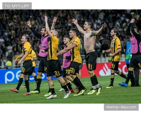 西汉姆联逆转夺冠，勇夺欧协联冠军书写历史新篇章