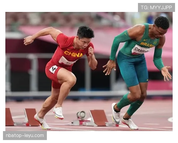 苏炳添那身材，运动员里唯一看着像去逛街顺便跑个步的...